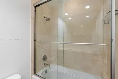 5959 Collins Ave #1101, Miami Beach, FL 33140 - Photo 21