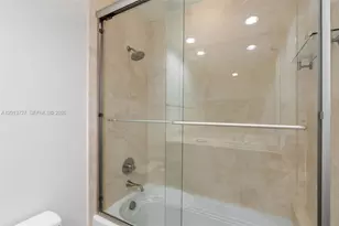 5959 Collins Ave, Miami Beach, FL 33140 - Photo 21