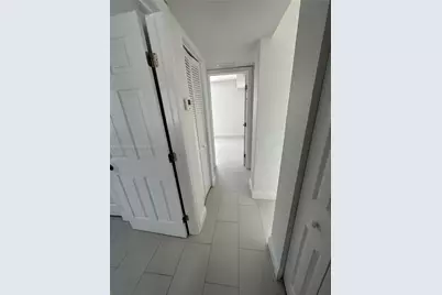 536 SW 7th St #6, Miami, FL 33130 - Photo 9