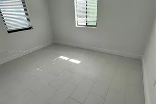536 SW 7th St, Miami, FL 33130 - Photo 5