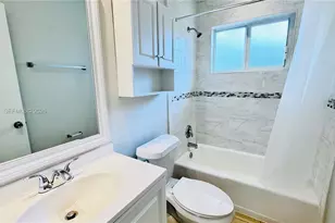 718 SE 13th St, Fort Lauderdale, FL 33316 - Photo 9