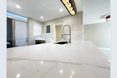 1145 Normandy Dr #202, Miami Beach, FL 33141 - Photo 9