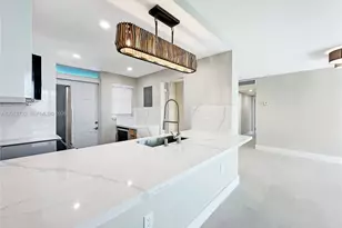1145 Normandy Dr, Miami Beach, FL 33141 - Photo 7