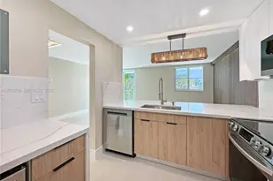 1145 Normandy Dr, Miami Beach, FL 33141 - Photo 13