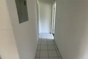 209 NE 141st St, Miami, FL 33161 - Photo 9