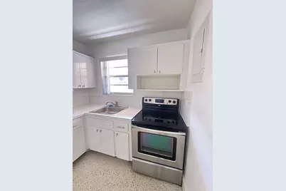 6373 SW 8th St #5, Miami, FL 33144 - Photo 5