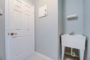 4207 W Whitewater Ave, Weston, FL 33332 - Photo 47
