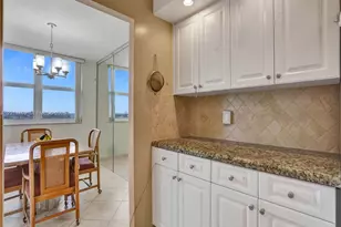 3113 S Ocean Dr, Hallandale Beach, FL 33009 - Photo 21