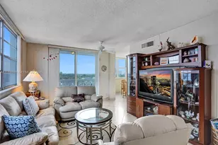 3113 S Ocean Dr, Hallandale Beach, FL 33009 - Photo 23