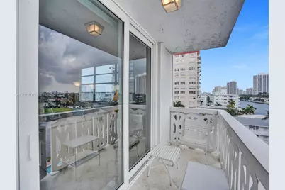 3113 S Ocean Dr #710, Hallandale Beach, FL 33009 - Photo 11