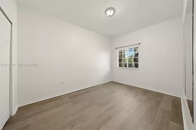 3393 NE 11th Dr, Homestead, FL 33033 - Photo 9