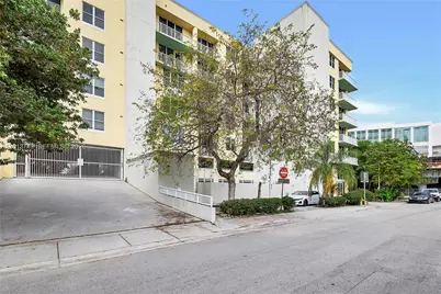 1350 NW 8th Ct #B2-4, Miami, FL 33136 - Photo 13