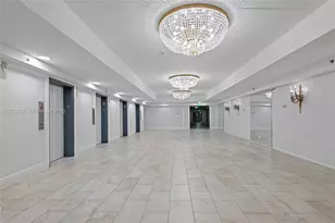 6039 Collins Ave, Miami Beach, FL 33140 - Photo 7