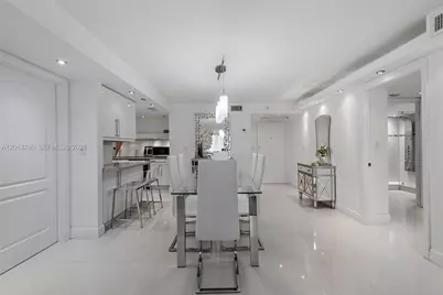 6039 Collins Ave #PH7, Miami Beach, FL 33140 - Photo 15