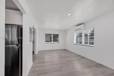 570 NE 68th St #8, Miami, FL 33138 - Photo 7