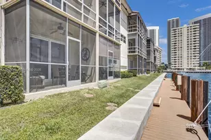2600 Diana Dr, Hallandale Beach, FL 33009 - Photo 25