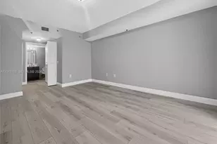 2681 N Flamingo Rd, Sunrise, FL 33323 - Photo 9