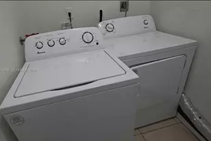 3425 SW 89th Ave, Miami, FL 33165 - Photo 9