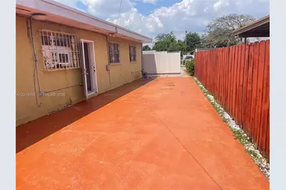 4115 SW 108th Ave #B, Miami, FL 33165 - Photo 5