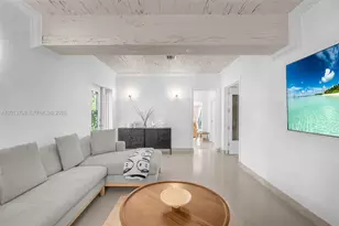 470 NE 113th St, Miami, FL 33161 - Photo 7