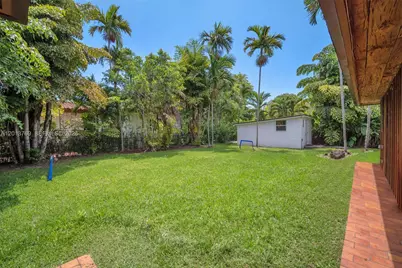 470 NE 113th St #1, Miami, FL 33161 - Photo 53