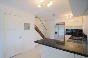 3239 W Trade Ave, Miami, FL 33133 - Photo 3