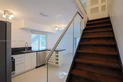 3239 W Trade Ave #9, Miami, FL 33133 - Photo 9