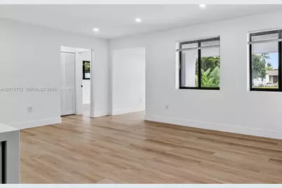 7311 Fairway Blvd, Miramar, FL 33023 - Photo 5