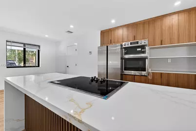 7311 Fairway Blvd, Miramar, FL 33023 - Photo 7