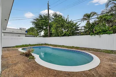 7311 Fairway Blvd, Miramar, FL 33023 - Photo 33