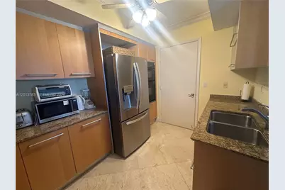 18911 Collins Ave #1602, Sunny Isles Beach, FL 33160 - Photo 5
