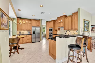 103 Cameron Ct, Weston, FL 33326 - Photo 13