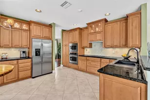 103 Cameron Ct, Weston, FL 33326 - Photo 15