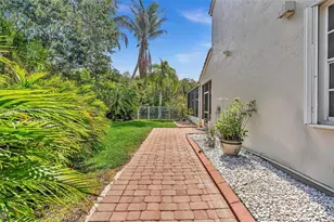 103 Cameron Ct, Weston, FL 33326 - Photo 53