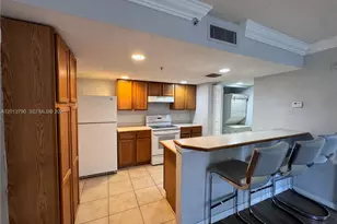 9909 Westwood Dr, Tamarac, FL 33321 - Photo 5