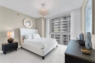 475 Brickell Ave, Miami, FL 33131 - Photo 17