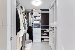 475 Brickell Ave, Miami, FL 33131 - Photo 15