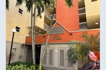 8373 Lake Dr #202, Doral, FL 33166 - Photo 5