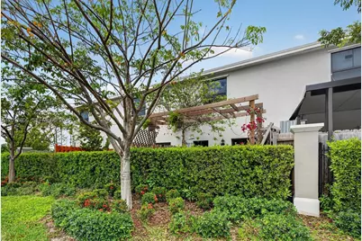 310 NE 1st Dr, Florida City, FL 33034 - Photo 45