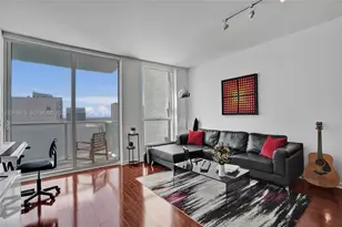 253 NE 2nd St, Miami, FL 33132 - Photo 9