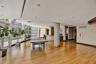 253 NE 2nd St, Miami, FL 33132 - Photo 37