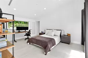 365 SW 31st Rd, Miami, FL 33129 - Photo 17