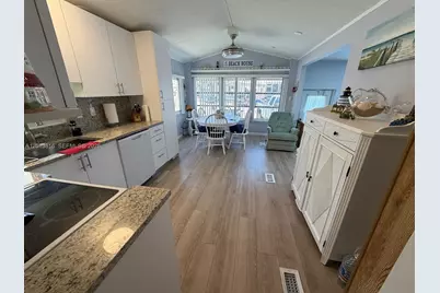 979 Nettles Blvd, Jensen Beach, FL 34957 - Photo 13