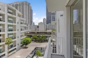 115 SW 11th St, Miami, FL 33130 - Photo 13