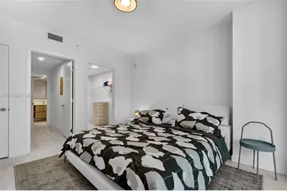 77 SE 5th Street #1908, Miami, FL 33131 - Photo 19