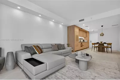 77 SE 5th Street #1908, Miami, FL 33131 - Photo 7