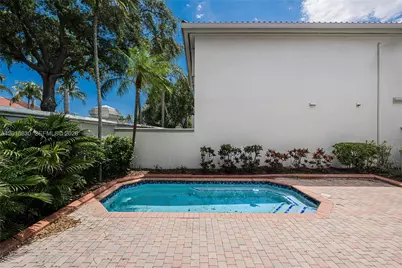 1455 Breakwater Ter, Hollywood, FL 33019 - Photo 33