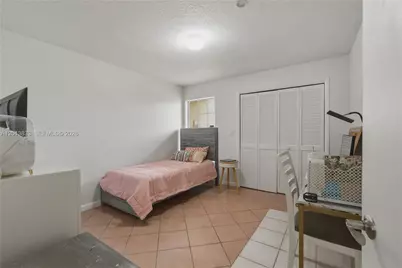 8614 SW 147th Pl, Miami, FL 33193 - Photo 15