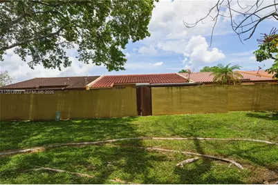 8614 SW 147th Pl, Miami, FL 33193 - Photo 21