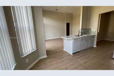 18811 SW 29th Ct, Miramar, FL 33029 - Photo 9